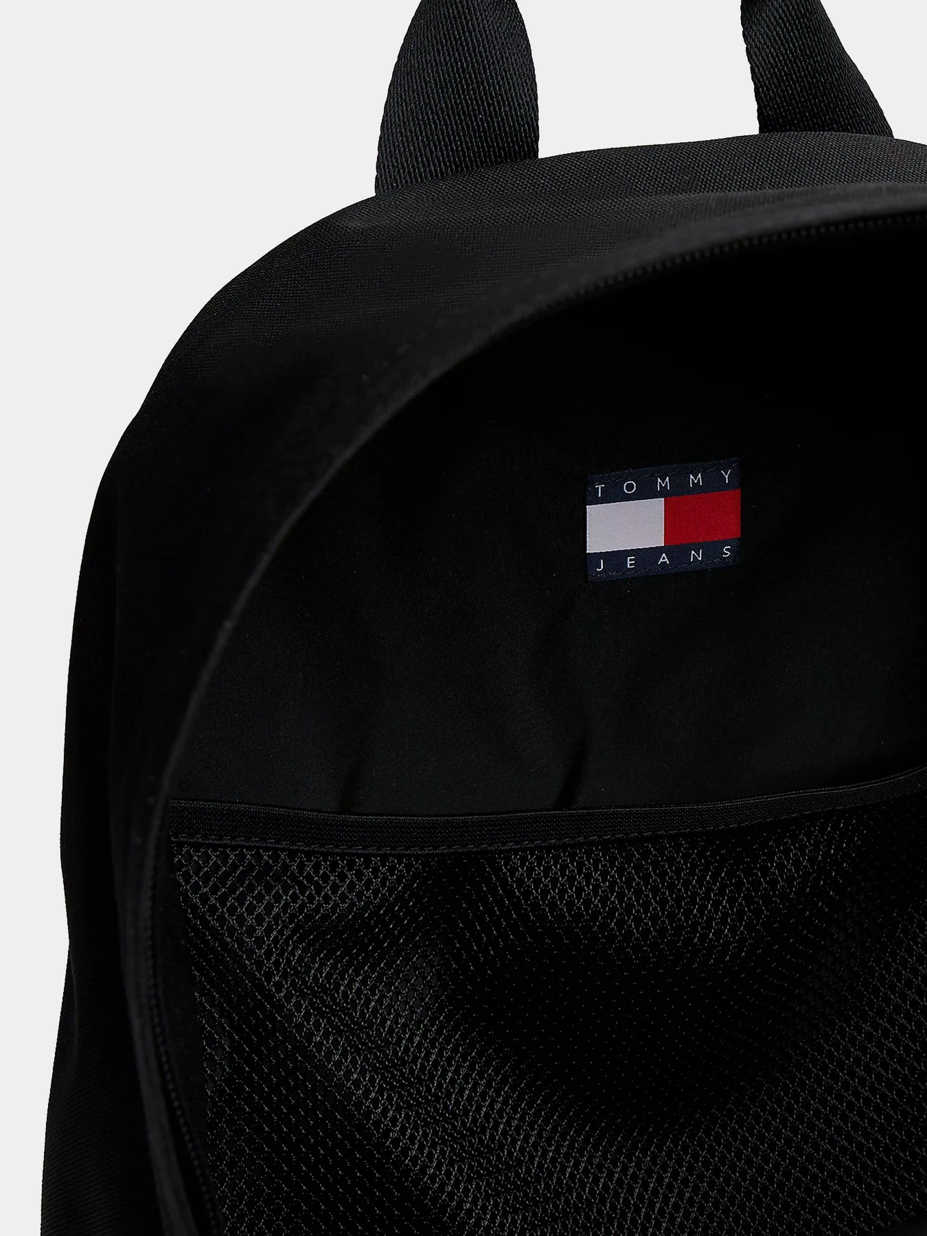 Рюкзаки Tommy Hilfiger модель AM0AM13726-BDS Рюкзаки Tommy Hilfiger модель AM0AM13726-BDS Фото