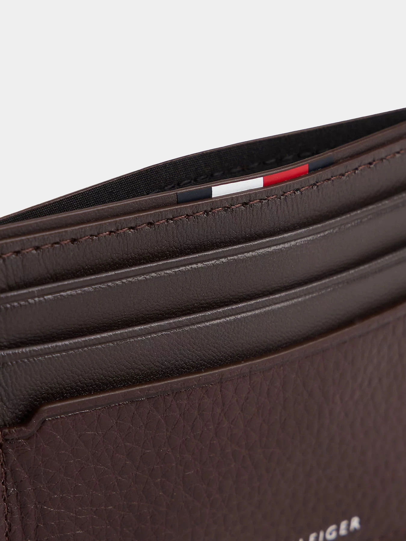 Кошельки Tommy Hilfiger модель AM0AM13738-GB6 Кошельки Tommy Hilfiger модель AM0AM13738-GB6 Фото