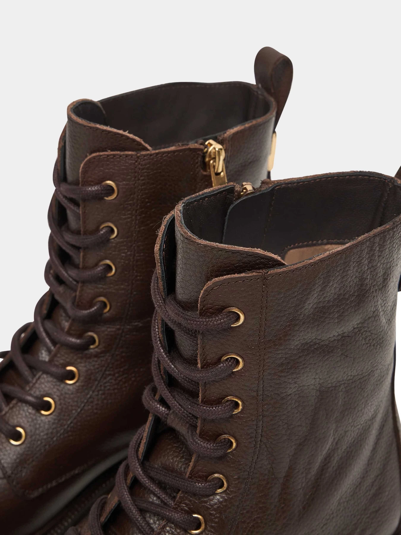 Ботинки и сапоги Tommy Hilfiger модель FW0FW08767-BCR Ботинки и сапоги Tommy Hilfiger модель FW0FW08767-BCR Фото