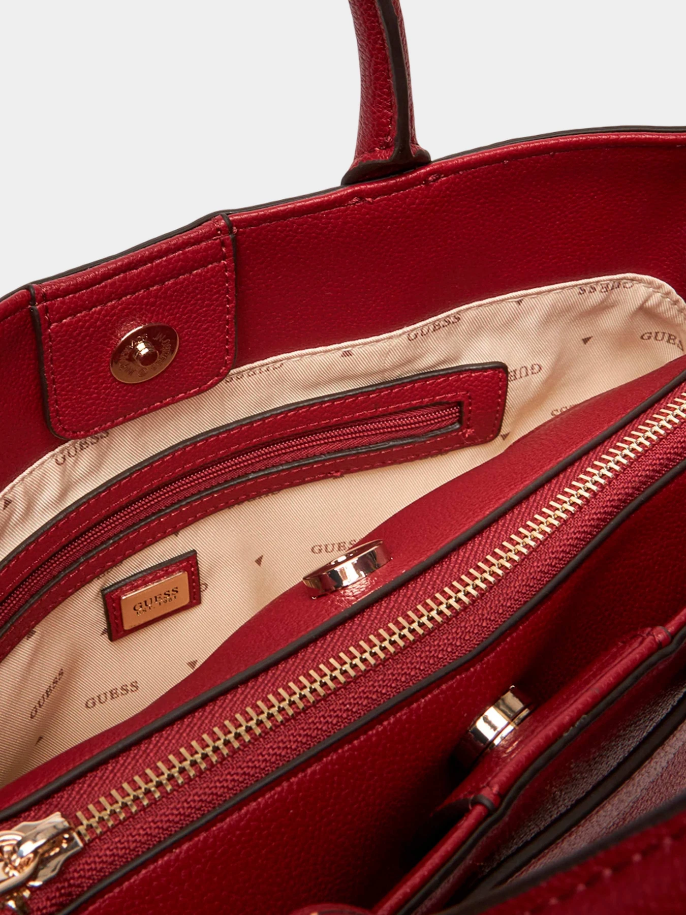 Сумки GUESS модель HWBG85-46070-RED Сумки GUESS модель HWBG85-46070-RED Фото