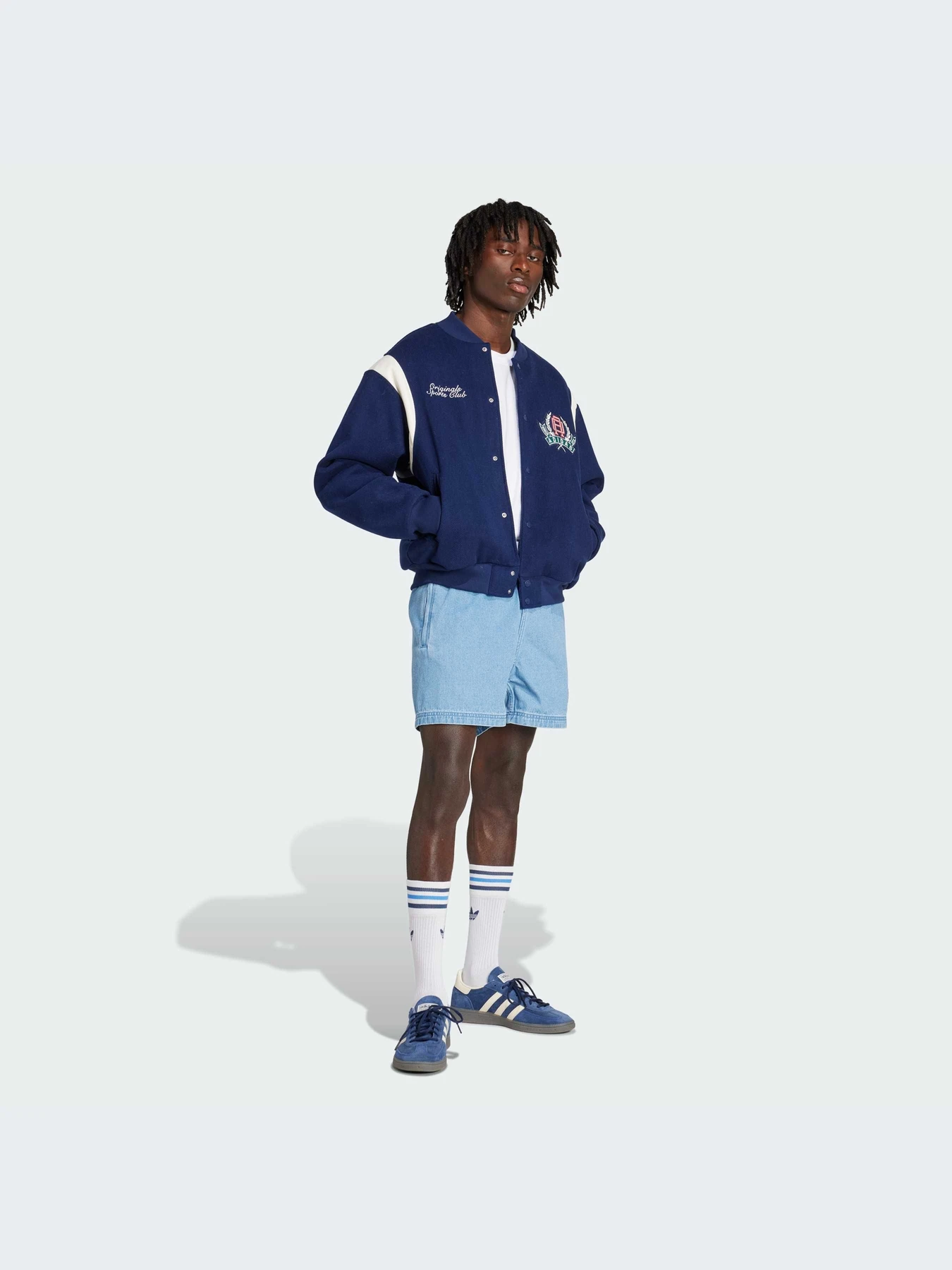 Куртки и дубленки Adidas Graphics модель JX8181-KZ Фото