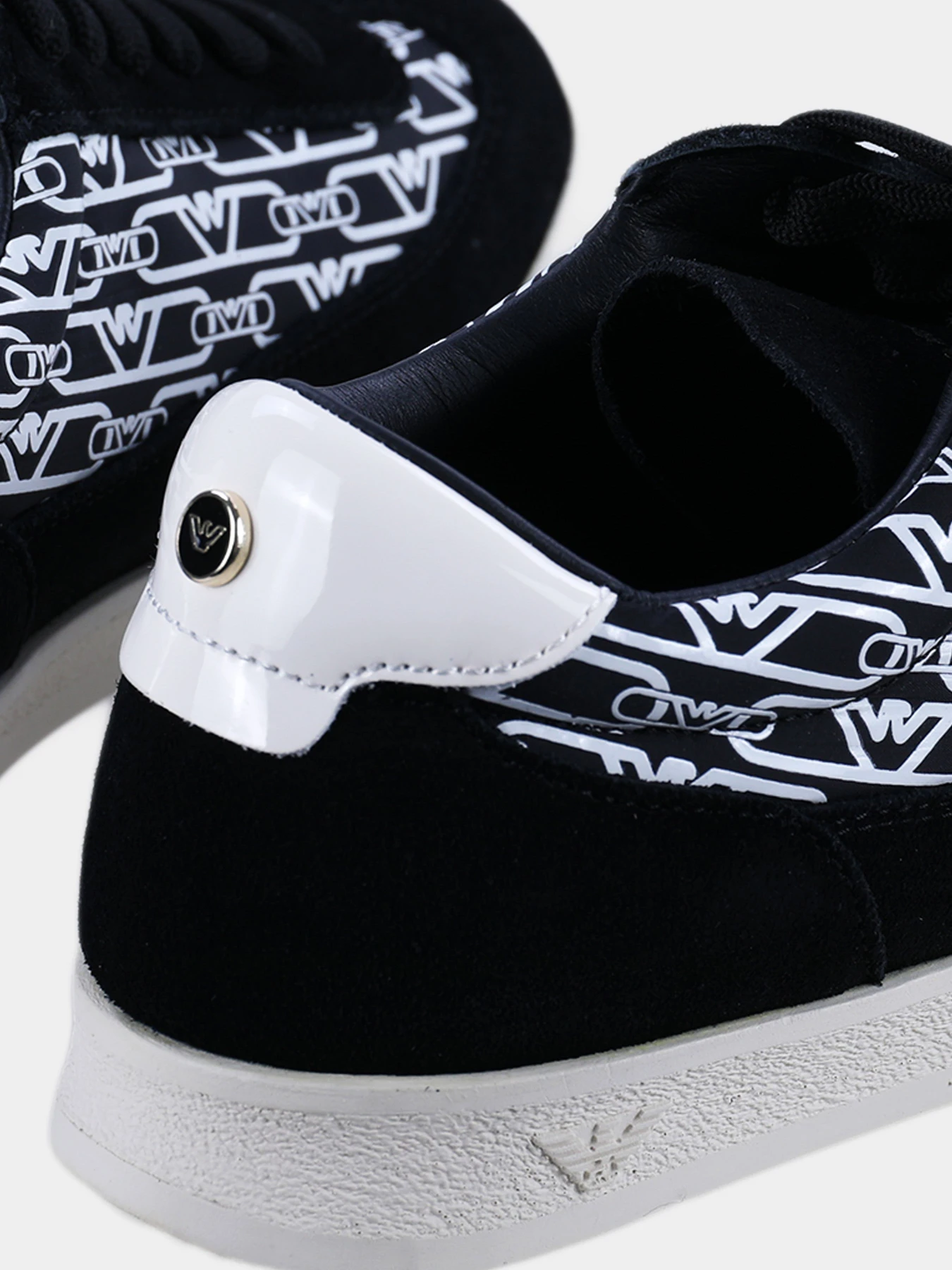 Кеды Emporio Armani модель EW002694-AF19769-MC294 Кеды Emporio Armani модель EW002694-AF19769-MC294 Фото