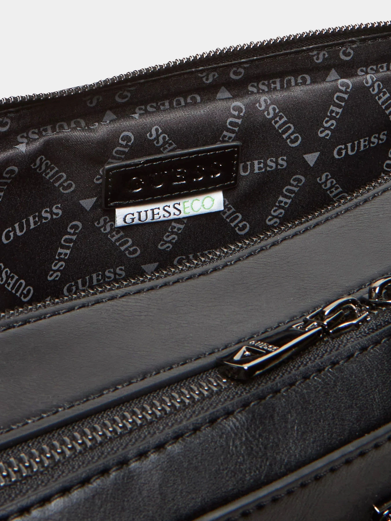 Сумки GUESS модель HMBOCA-P5338-BLA Сумки GUESS модель HMBOCA-P5338-BLA Фото