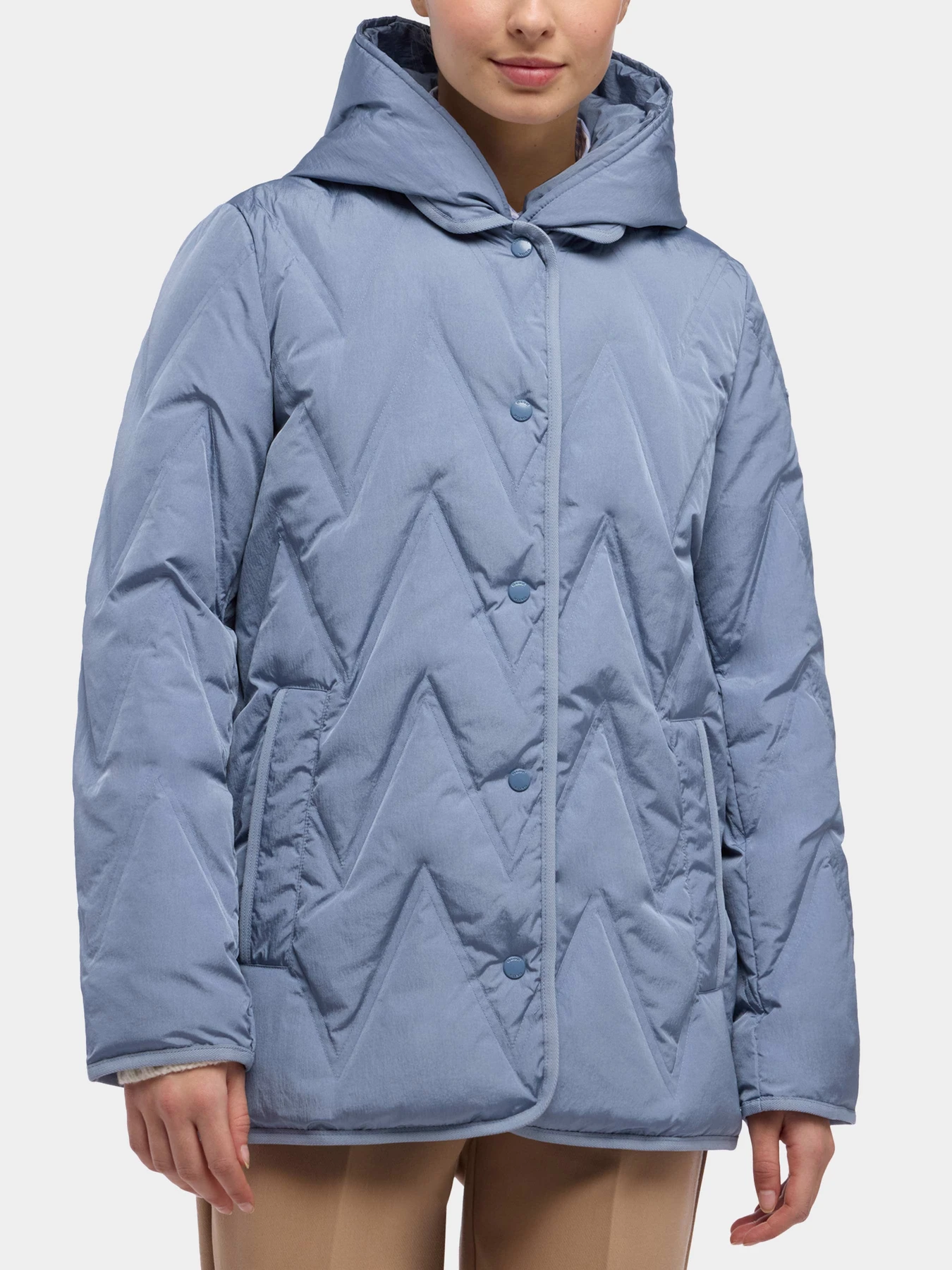 Куртки и дубленки Geox модель W5626D-T3210-F4580 Куртки и дубленки Geox модель W5626D-T3210-F4580 Фото