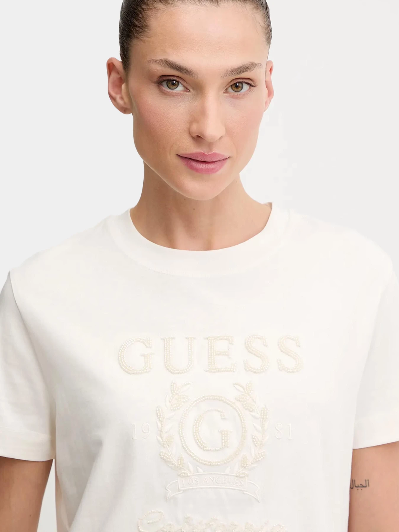 Футболки и поло GUESS модель V5BI07-K8FQ4-G1O6 Футболки и поло GUESS модель V5BI07-K8FQ4-G1O6 Фото