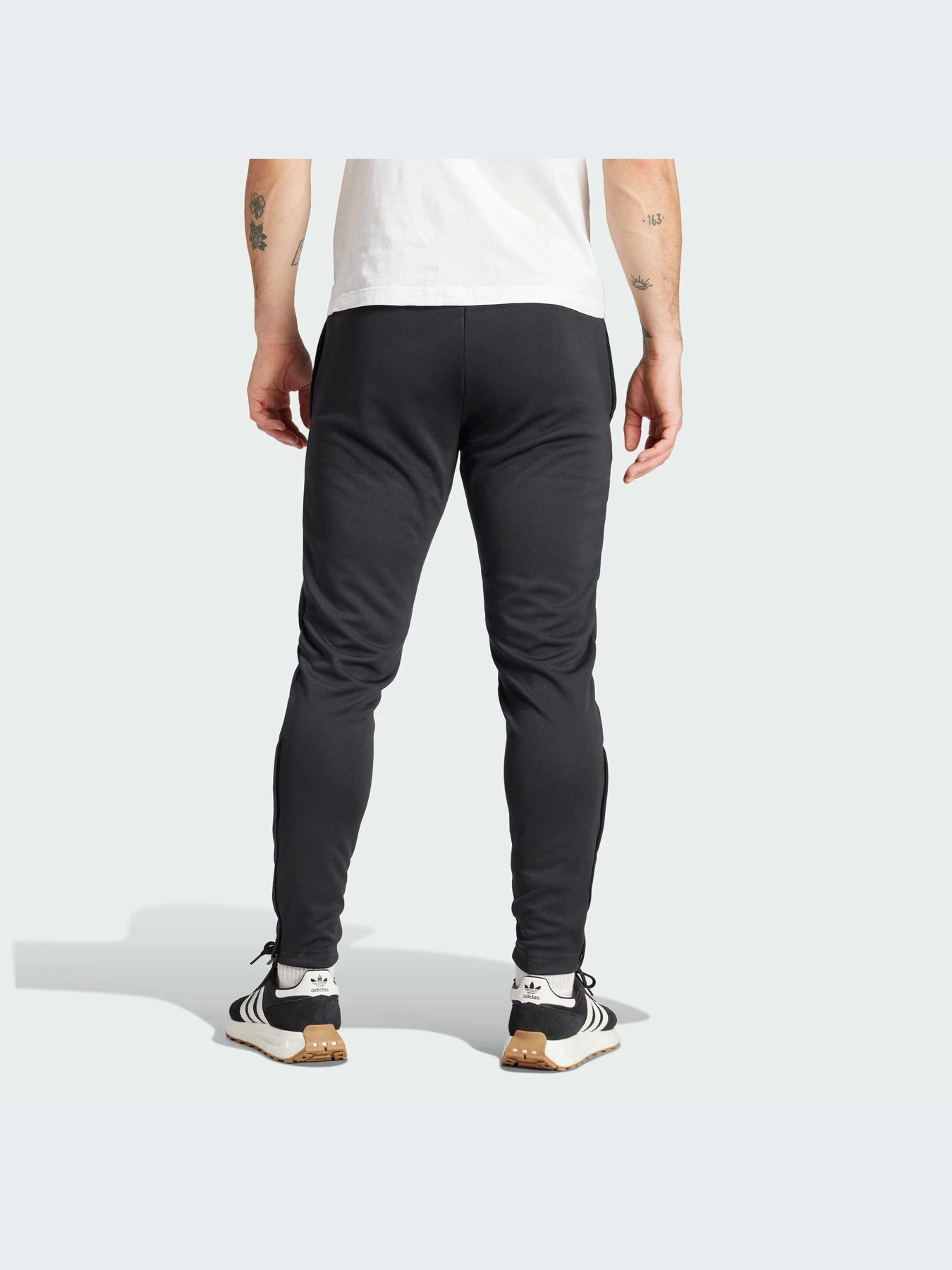 Брюки Adidas модель HC0332-KZ Брюки Adidas модель HC0332-KZ Фото