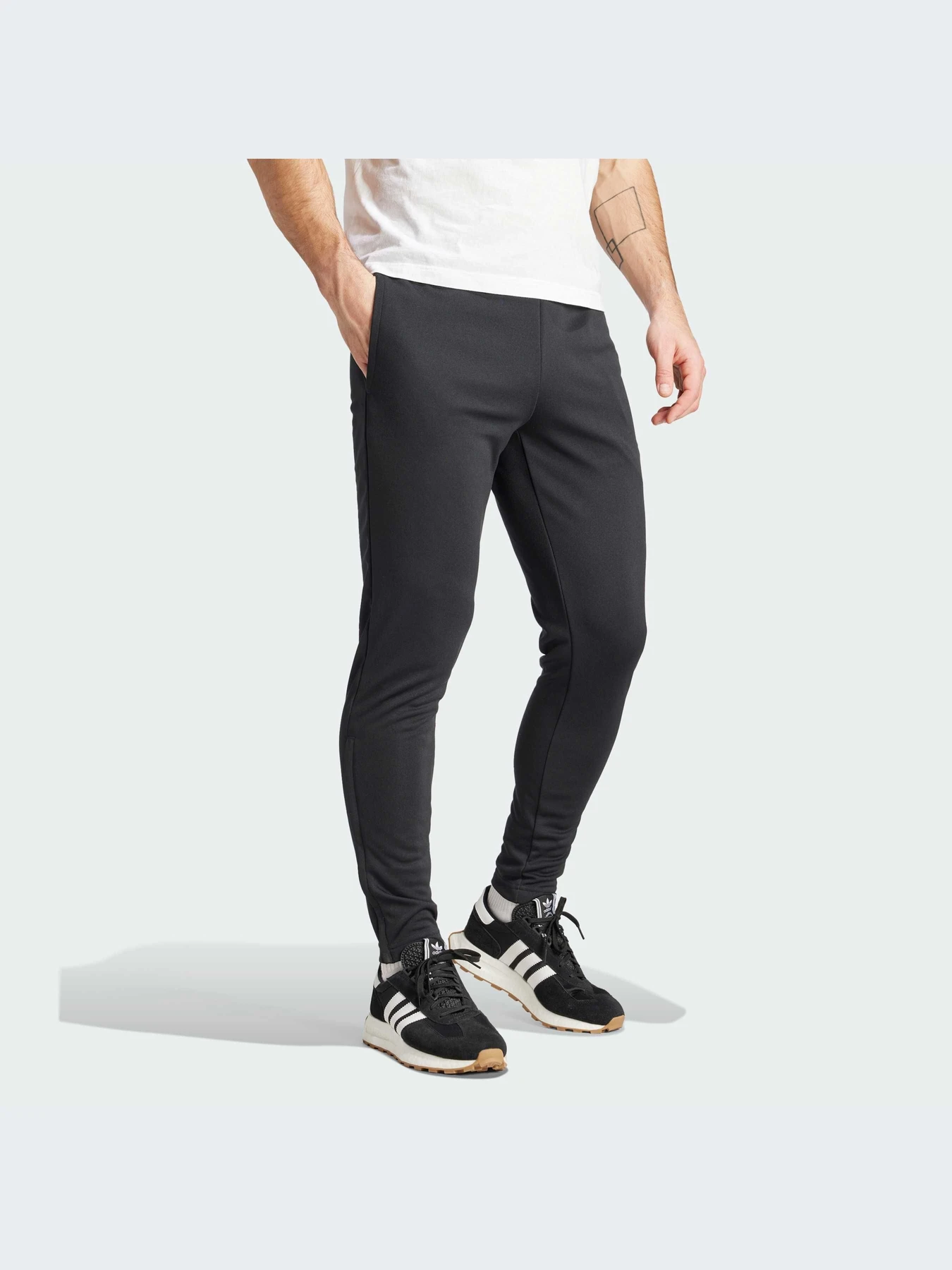 Брюки Adidas модель HC0332-KZ Брюки Adidas модель HC0332-KZ Фото
