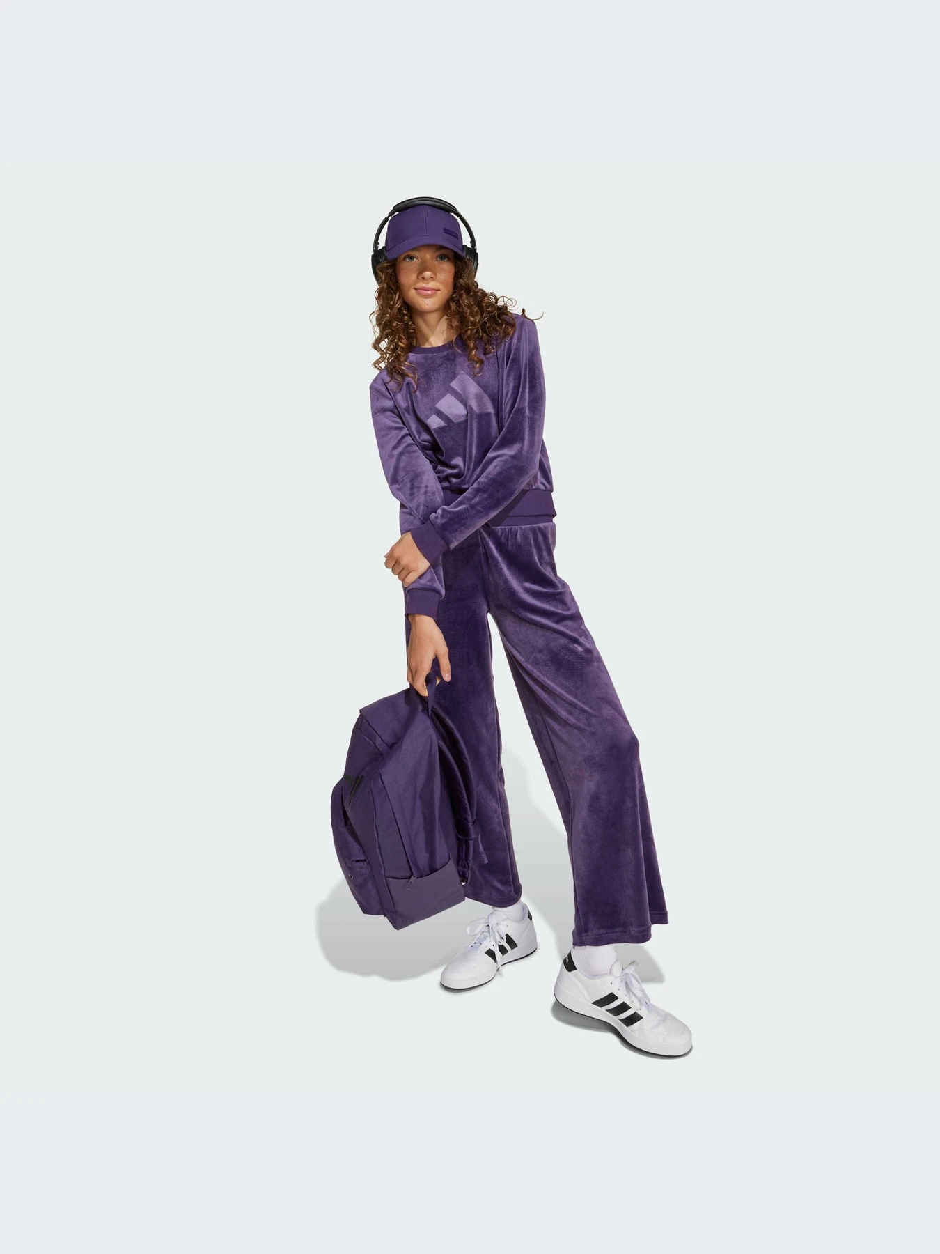 Худи и свитшоты Adidas модель JW2437-KZ Худи и свитшоты Adidas модель JW2437-KZ Фото