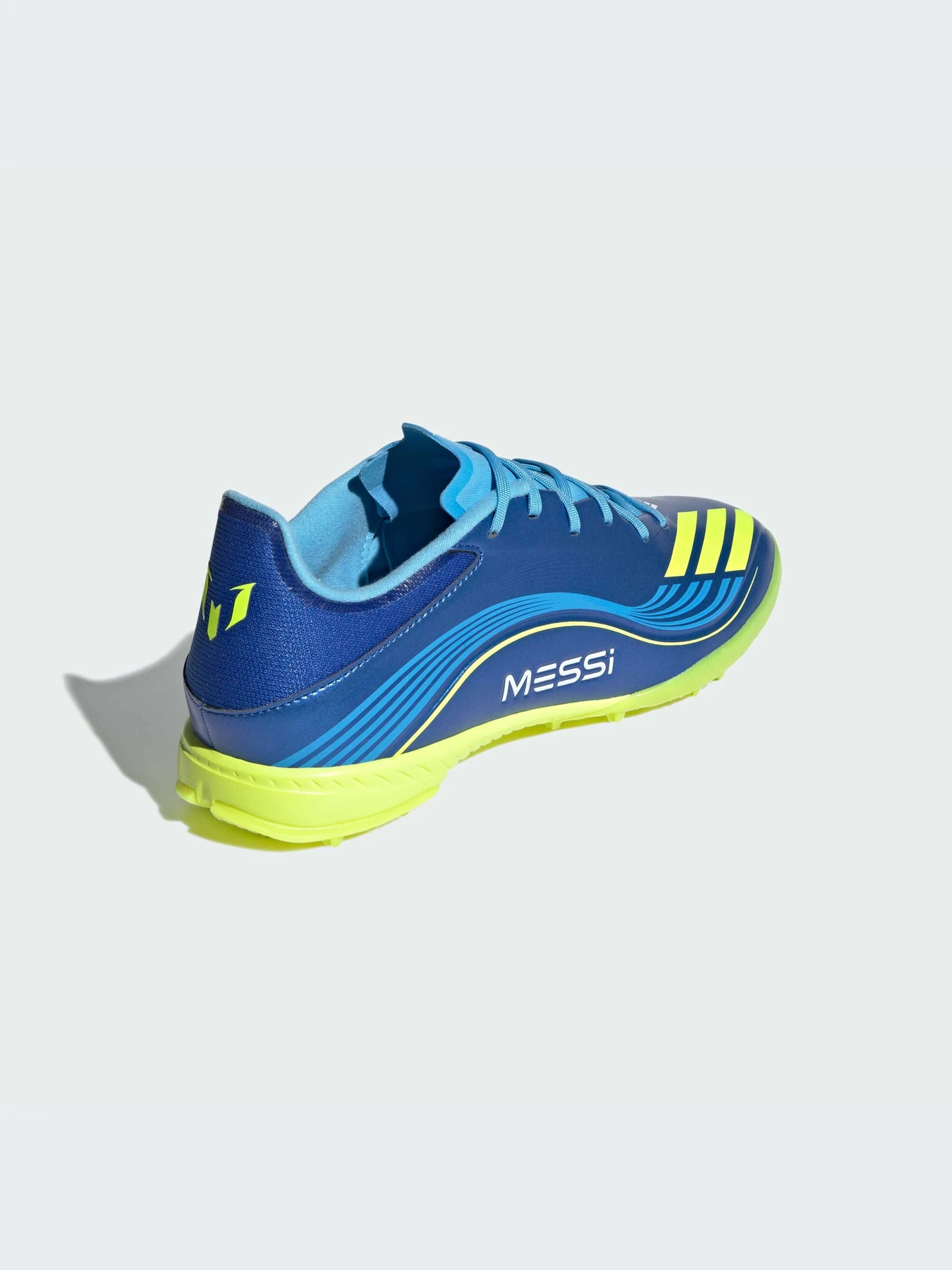 Кроссовки Adidas модель JQ6613-KZ Кроссовки Adidas модель JQ6613-KZ Фото