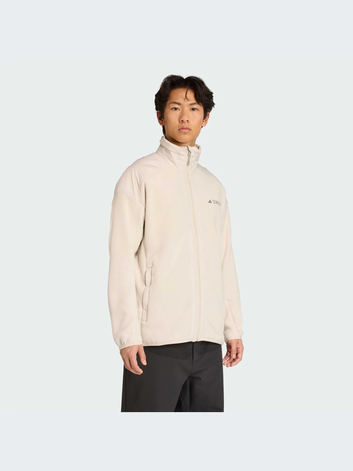 Куртки и дубленки Adidas модель JV6236-KZ Куртки и дубленки Adidas модель JV6236-KZ Фото