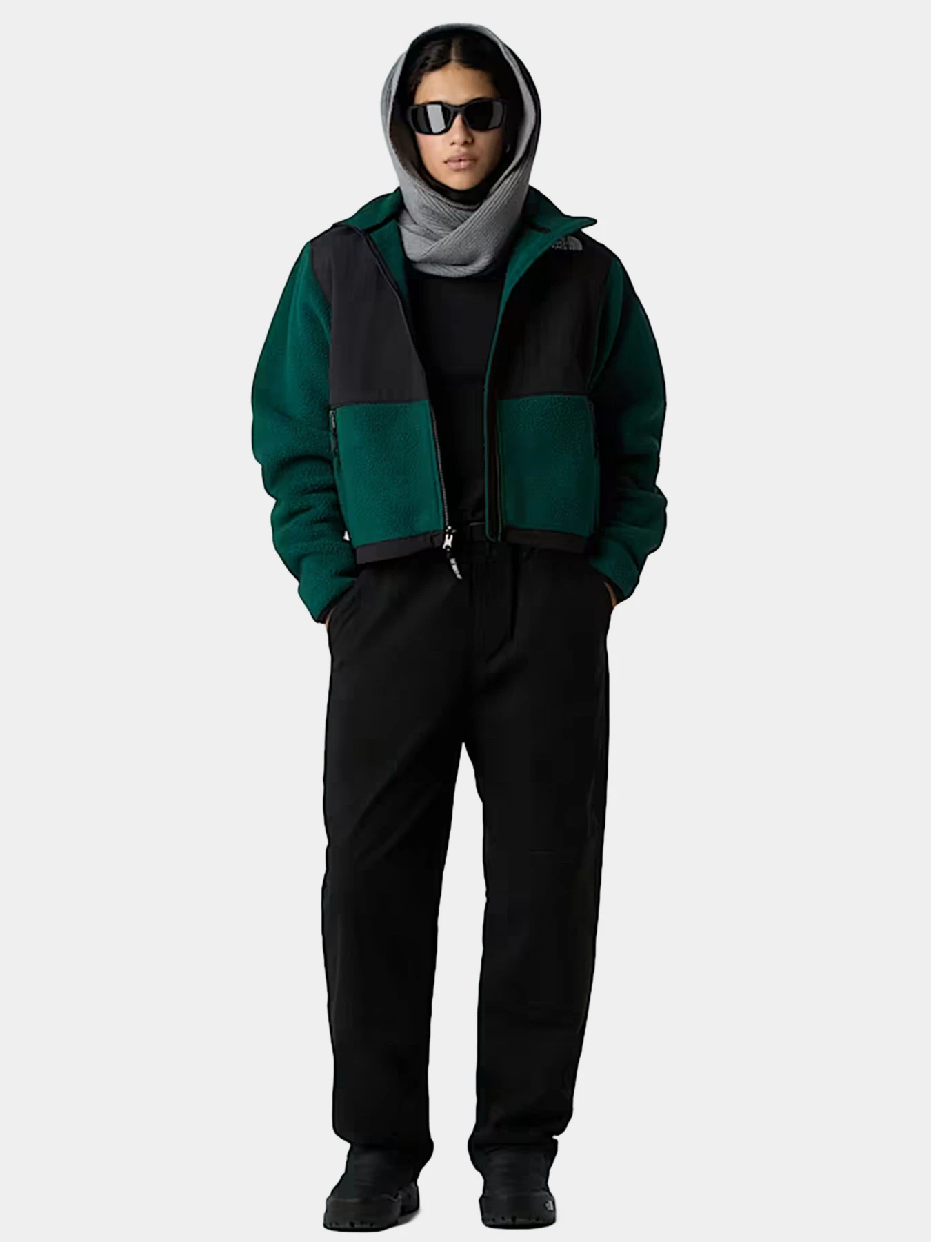 Худи и свитшоты The North Face модель NF0A88YRDFI1 Худи и свитшоты The North Face модель NF0A88YRDFI1 Фото