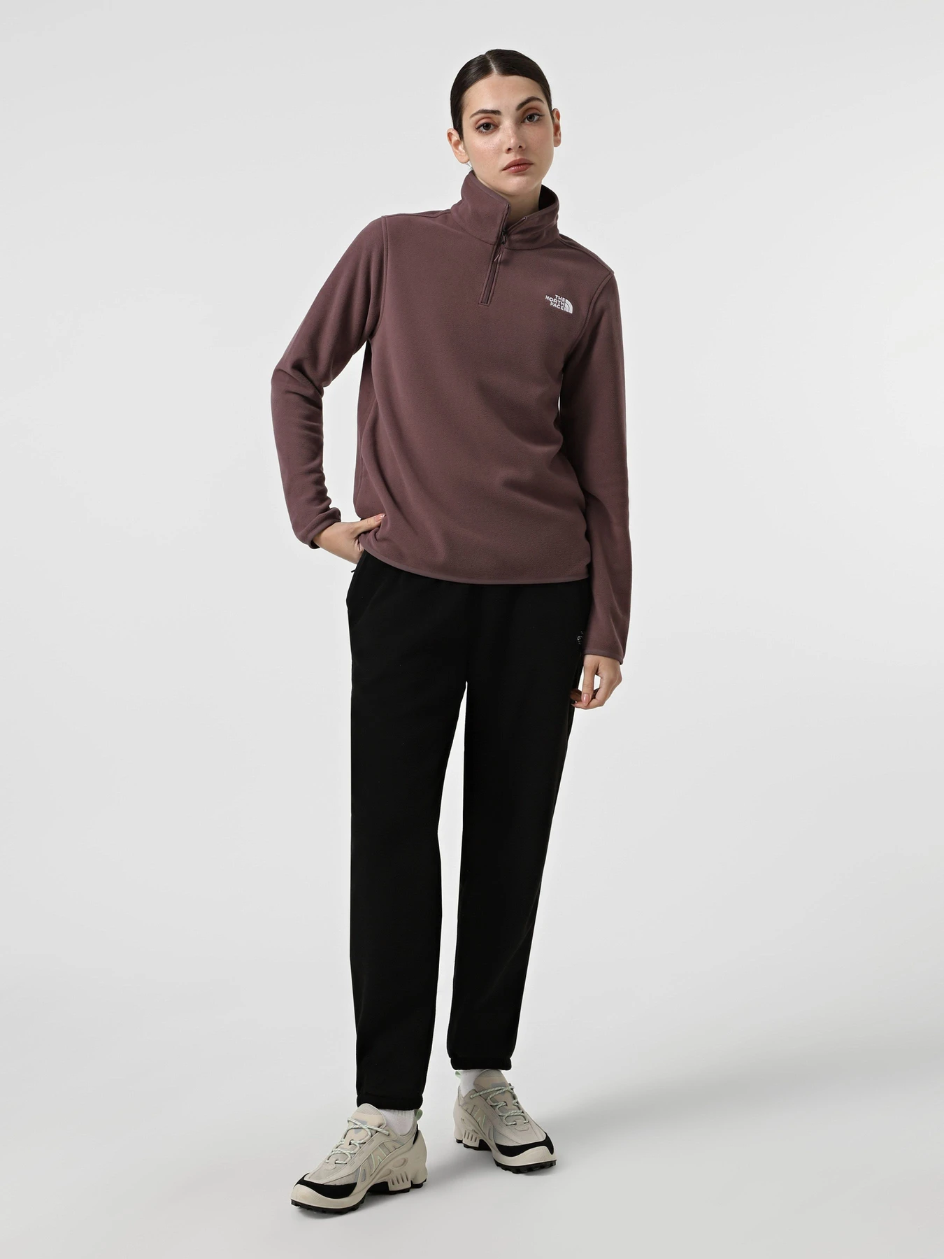 Брюки The North Face модель NF0A8DQRJK31 Брюки The North Face модель NF0A8DQRJK31 Фото
