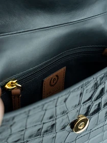 Сумки Pollini модель PC4420PP0NQE100A Фото