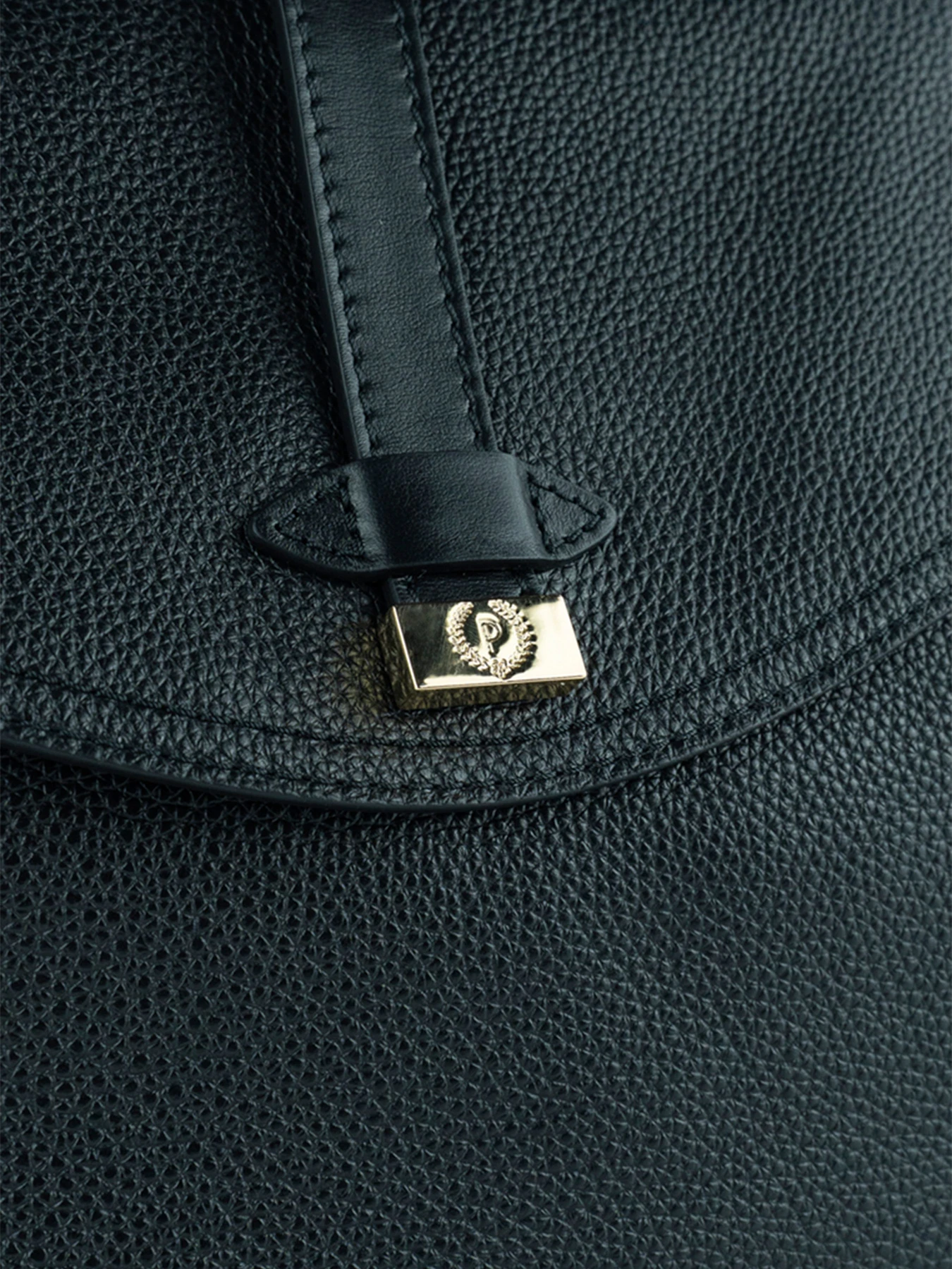 Сумки Pollini модель PC4402PP0NQA100A Сумки Pollini модель PC4402PP0NQA100A Фото