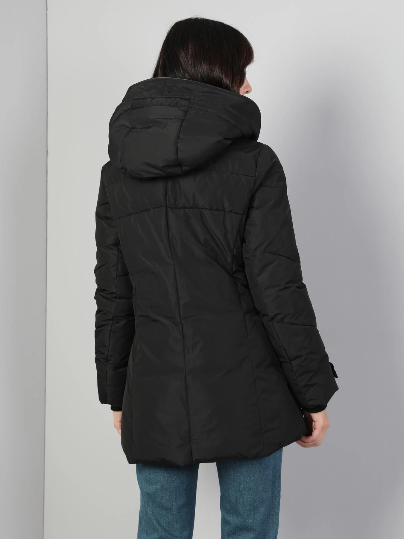 Куртки и дубленки Colin’s модель CL1045309_BLK Фото