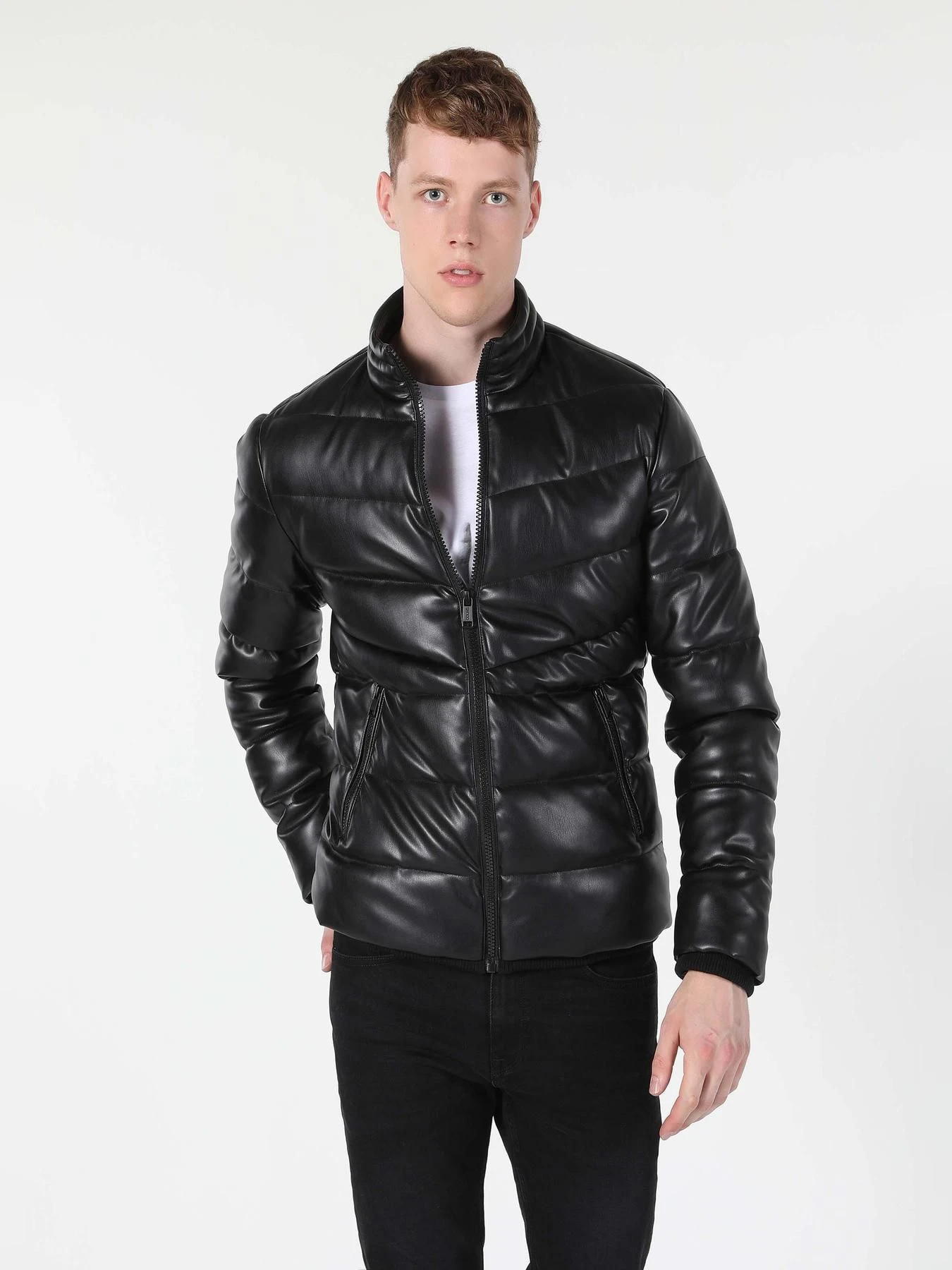 Куртки и дубленки Colin’s модель CL1055602_BLK Фото