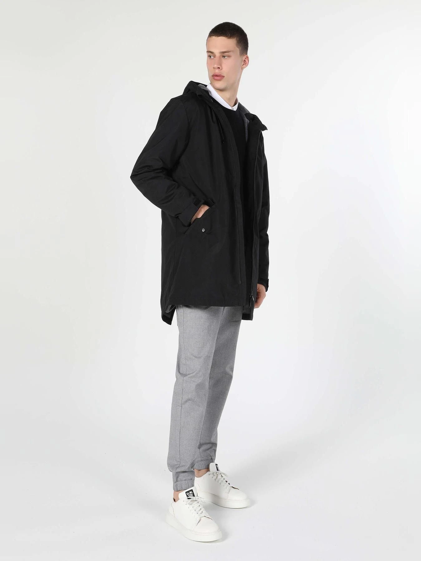 Куртки и дубленки Colin’s модель CL1055609_BLK Фото