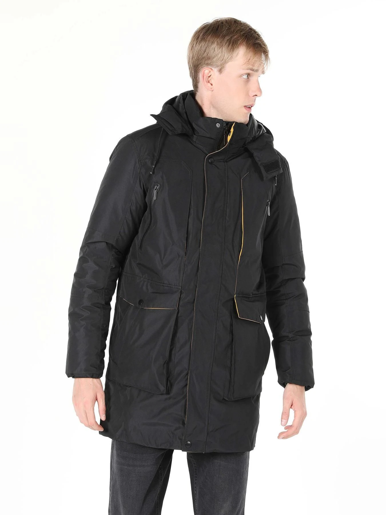 Куртки и дубленки Colin’s модель CL1060979_BLK Фото