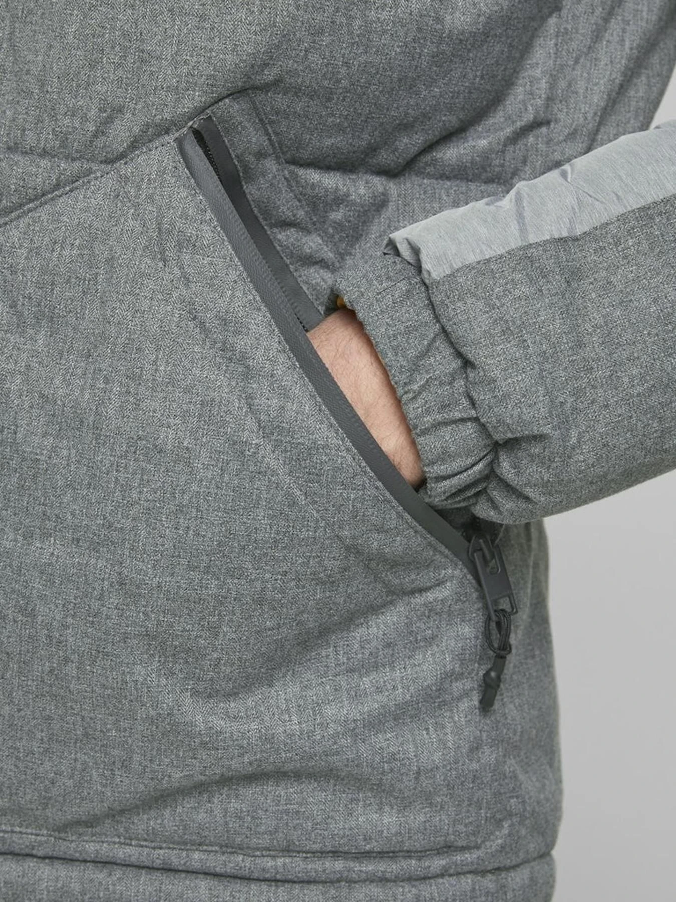 Куртки и дубленки JACK & JONES модель 12180379_LIGHTGREYMELANGE Куртки и дубленки JACK & JONES модель 12180379_LIGHTGREYMELANGE Фото