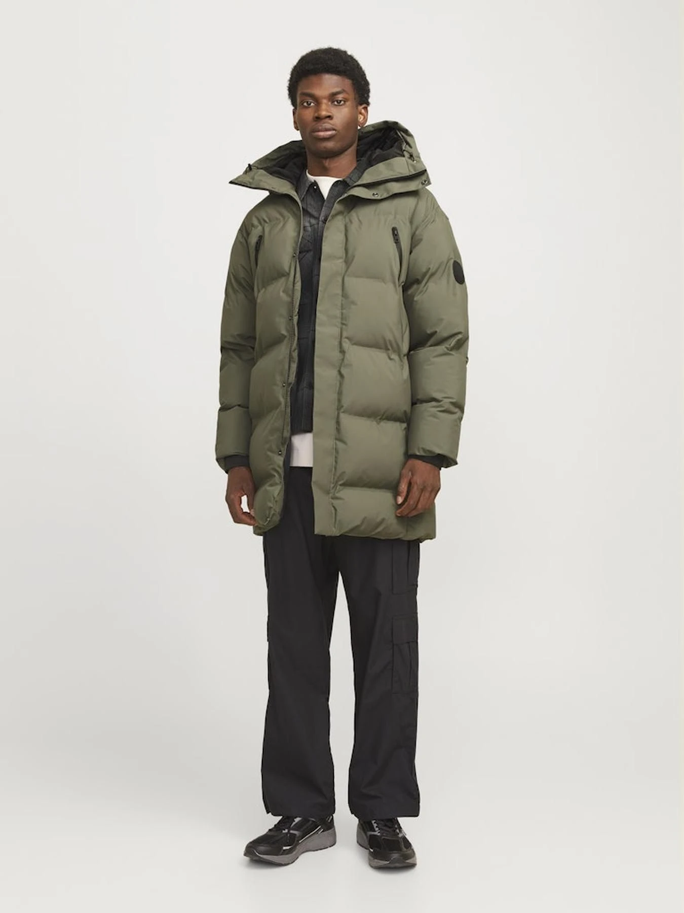 Куртки и дубленки JACK & JONES модель 12260481_Dustyolive Фото
