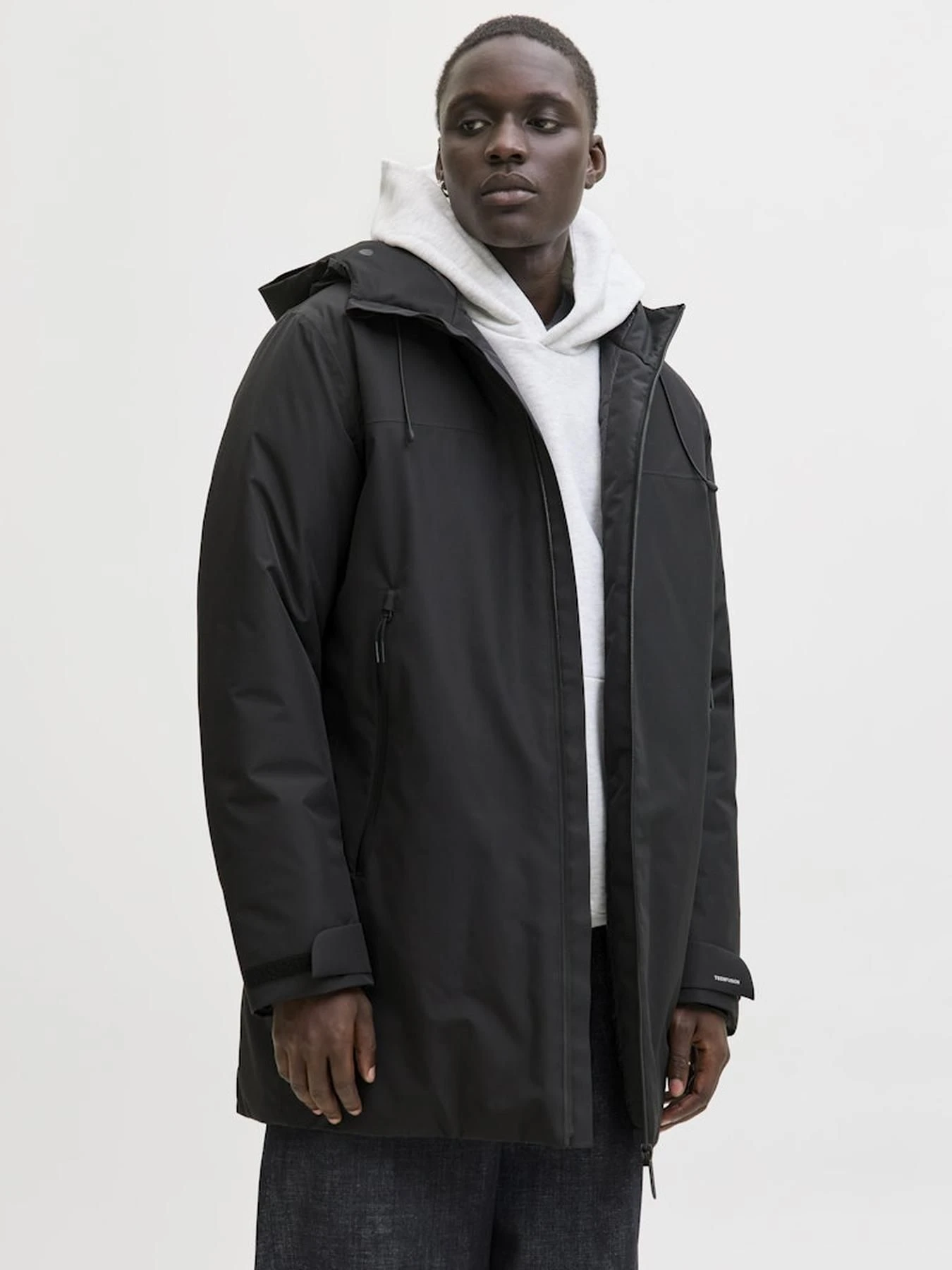Куртки и дубленки JACK & JONES модель 12283168_Black Фото