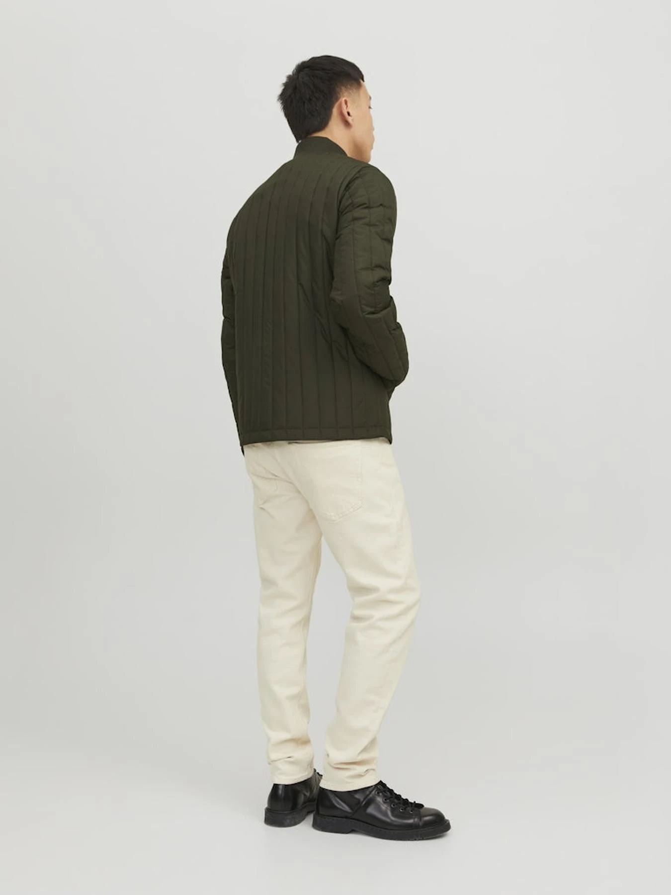 Күрткелер мен тондар JACK & JONES үлгі 12237729_Rosin Фото