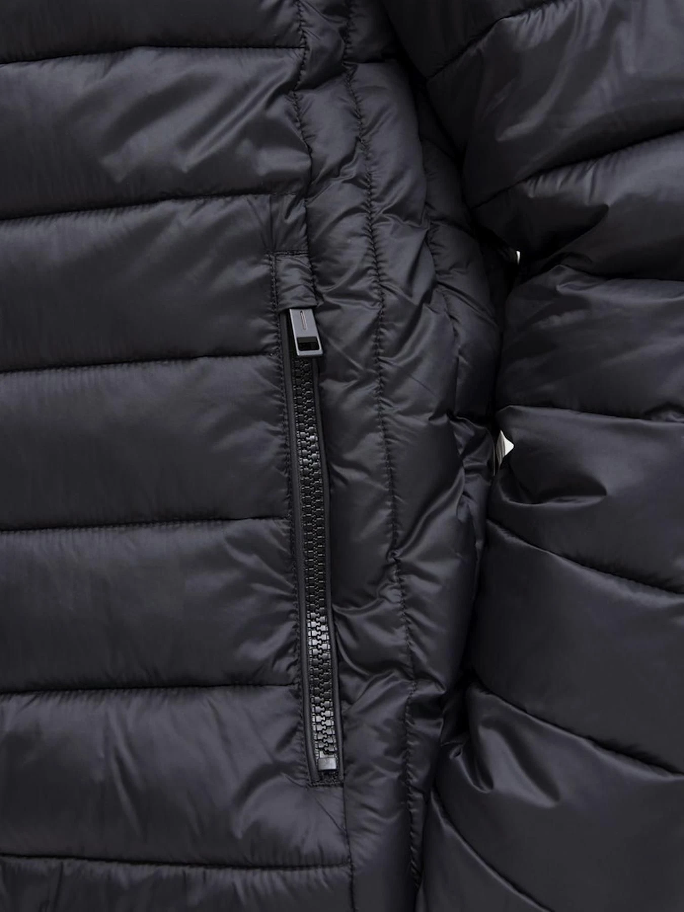 Куртки и дубленки JACK & JONES модель 12280970_Black Куртки и дубленки JACK & JONES модель 12280970_Black Фото