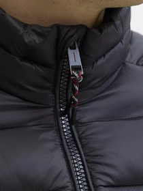 Куртки и дубленки JACK & JONES модель 12280971_Black Фото
