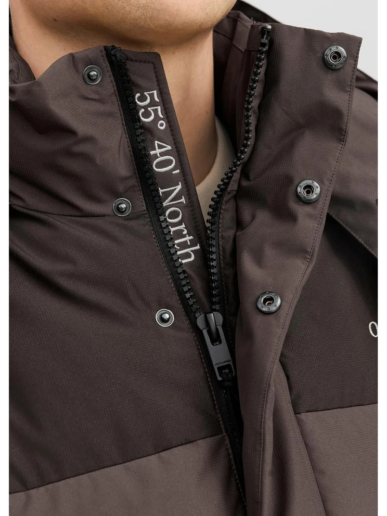 Куртки и дубленки JACK & JONES модель 12238881_ChocolateBrown Фото