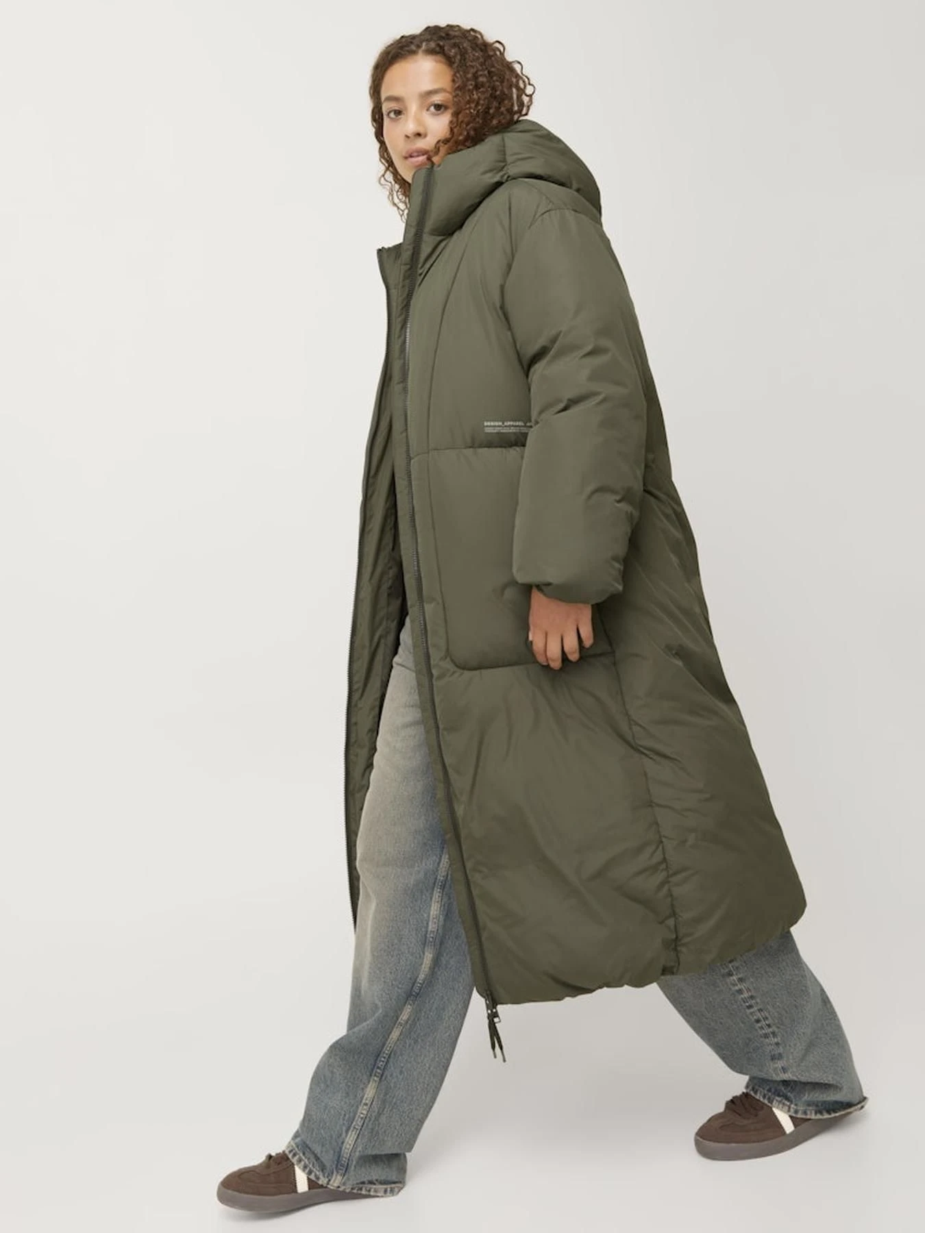Куртки и дубленки JACK & JONES модель 12258746_GrapeLeaf Фото