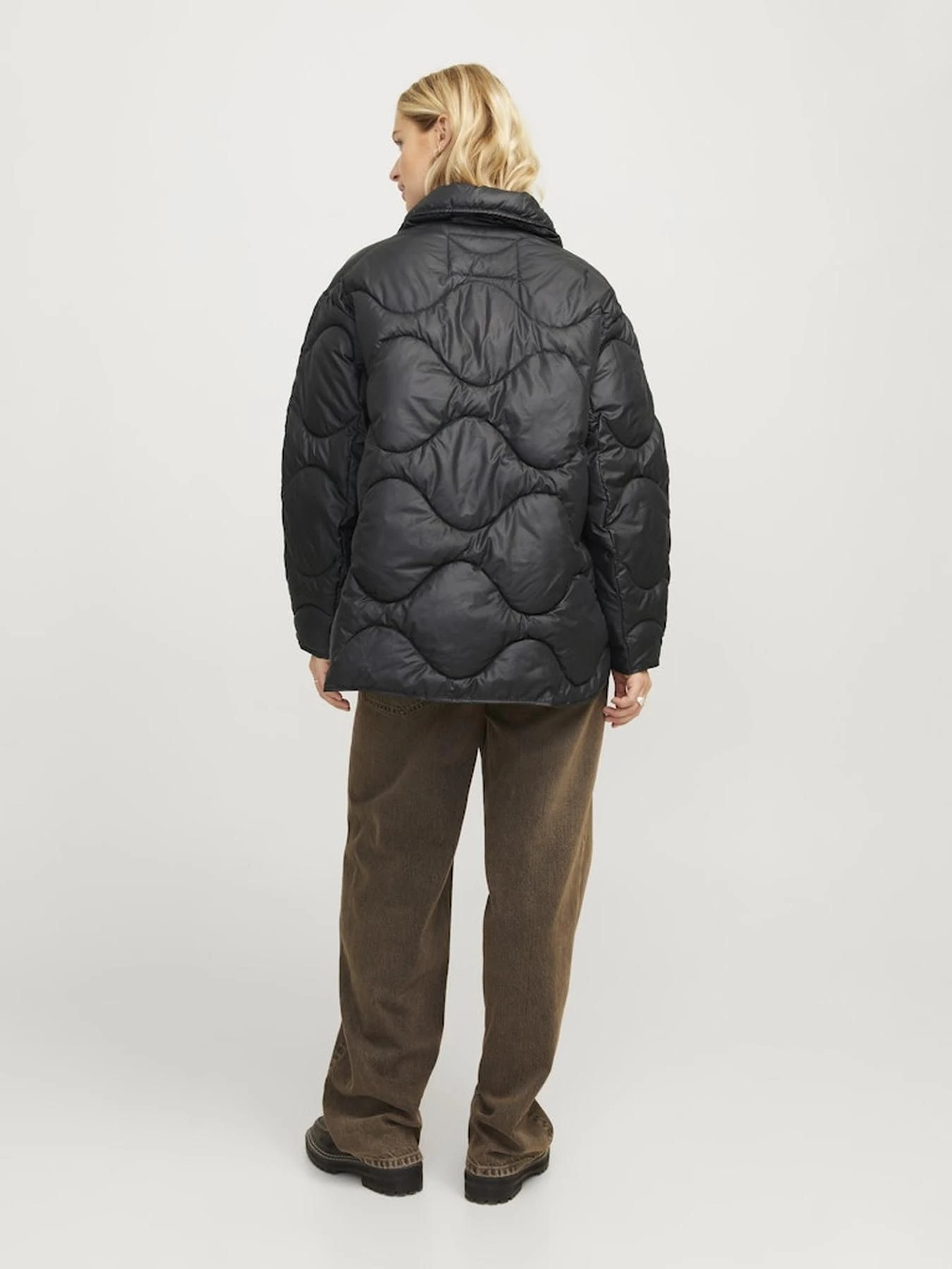 Куртки и дубленки JACK & JONES модель 12264826_Black Куртки и дубленки JACK & JONES модель 12264826_Black Фото
