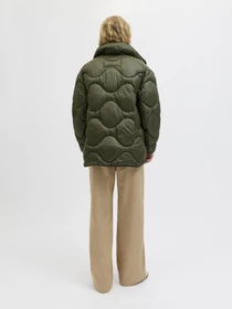 Куртки и дубленки JACK & JONES модель 12264826_GrapeLeaf Фото