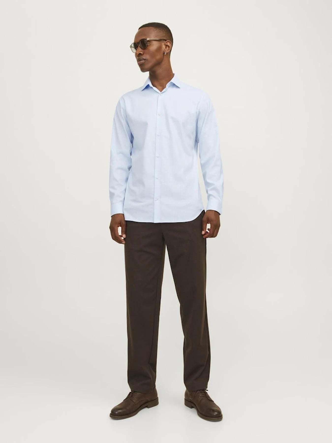 Рубашки JACK & JONES модель 12260639_ChambrayBlue Фото