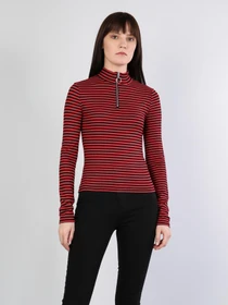 Худи и свитшоты Colin’s модель CL1045477_RED Фото
