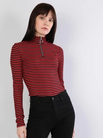 Худи и свитшоты Colin’s модель CL1045477_RED Фото