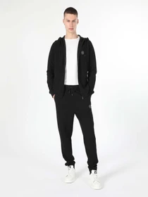 Худи и свитшоты Colin’s модель CL1060263_BLK Фото