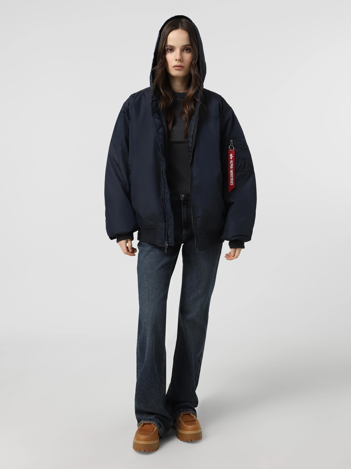Куртки и дубленки Alpha Industries модель MJM55511C1_410 Куртки и дубленки Alpha Industries модель MJM55511C1_410 Фото