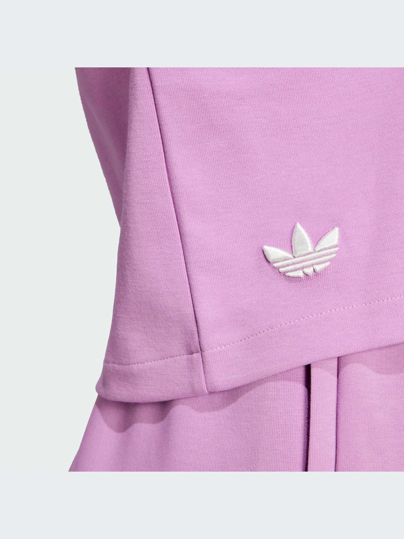 Футболки и поло Adidas модель IW5610-KZ Футболки и поло Adidas модель IW5610-KZ Фото