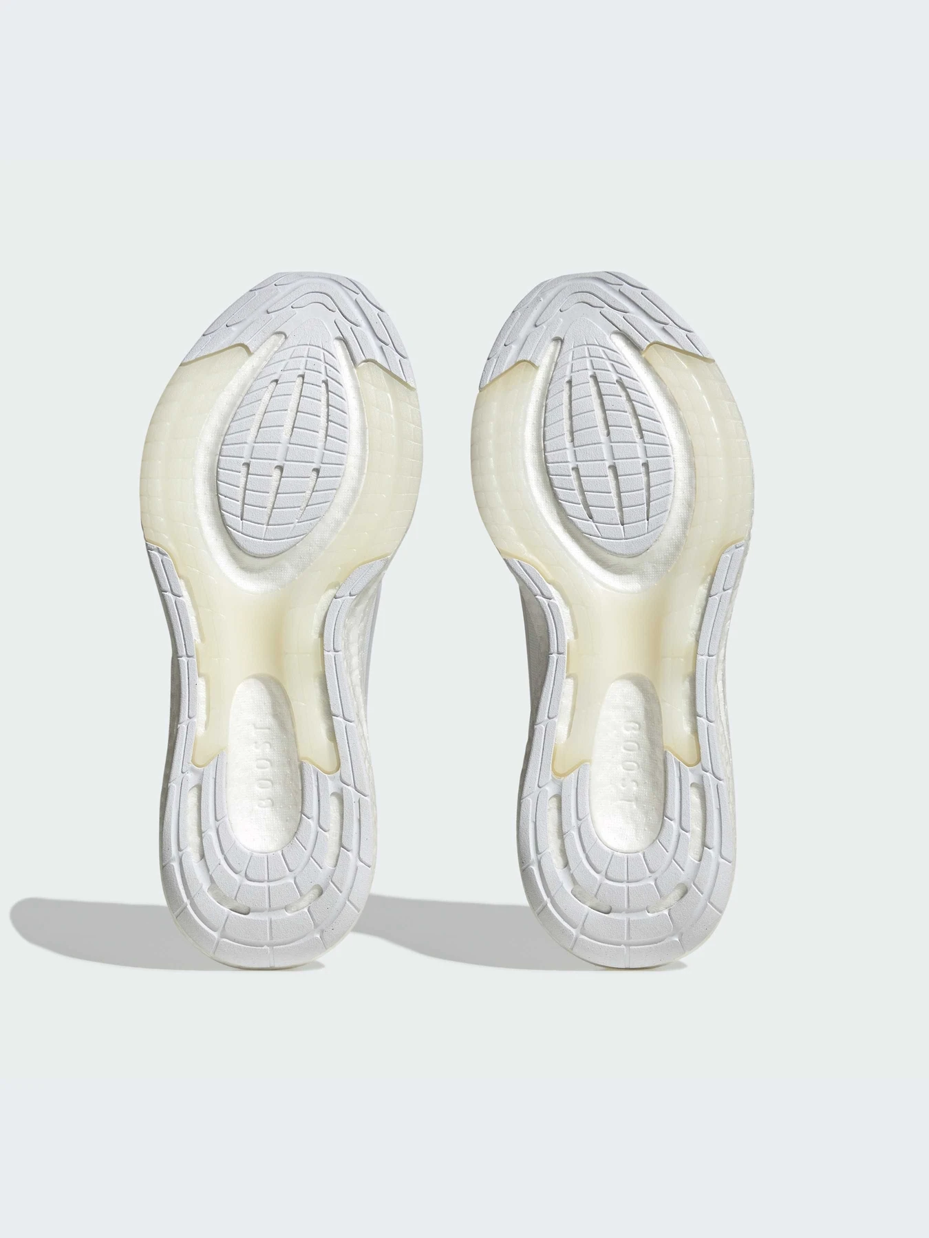 Кроссовки Adidas PureBoost модель IF2374-KZ Кроссовки Adidas PureBoost модель IF2374-KZ Фото