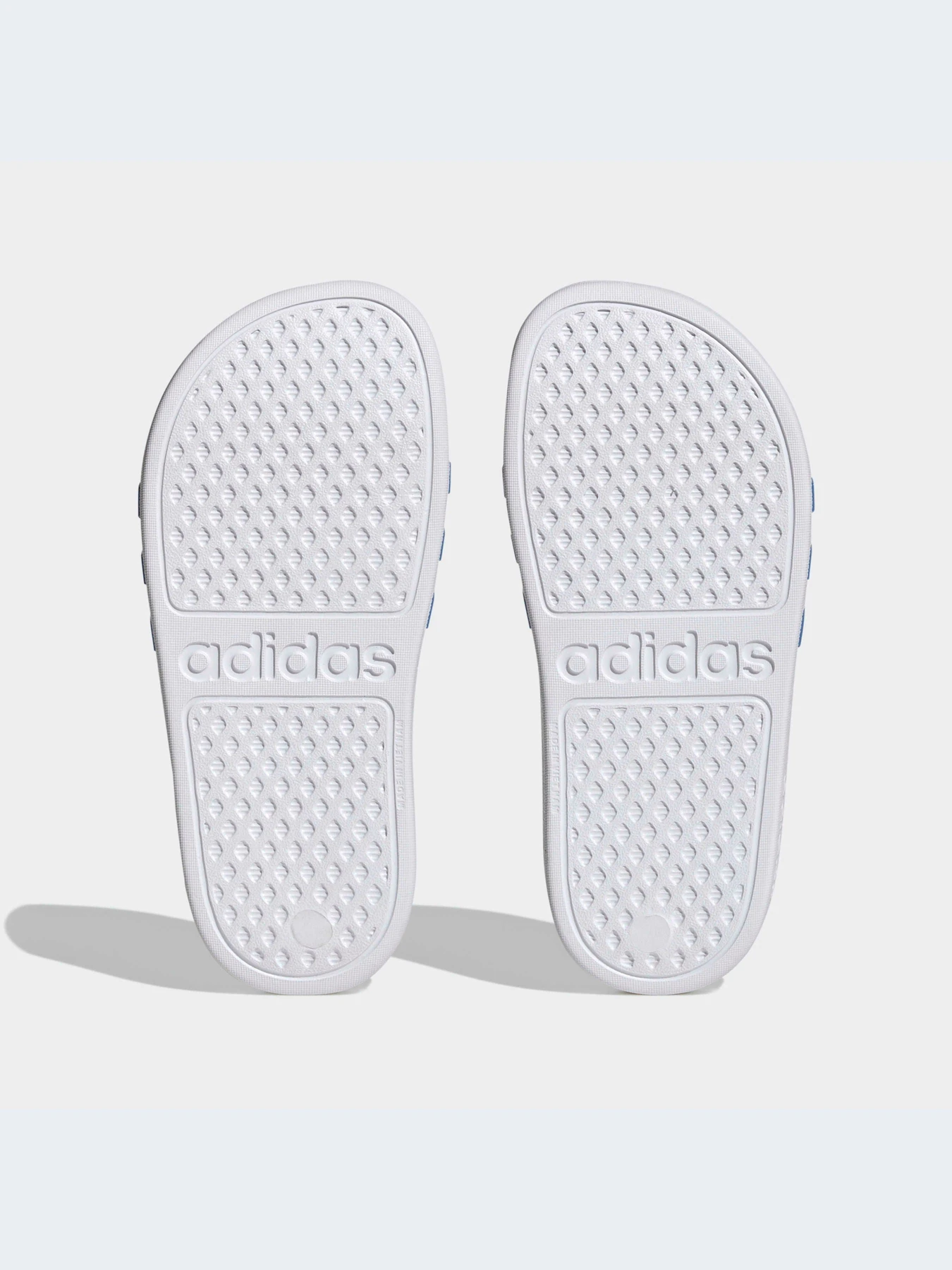 Шлёпанцы Adidas Adilette модель HP7603-KZ Шлёпанцы Adidas Adilette модель HP7603-KZ Фото