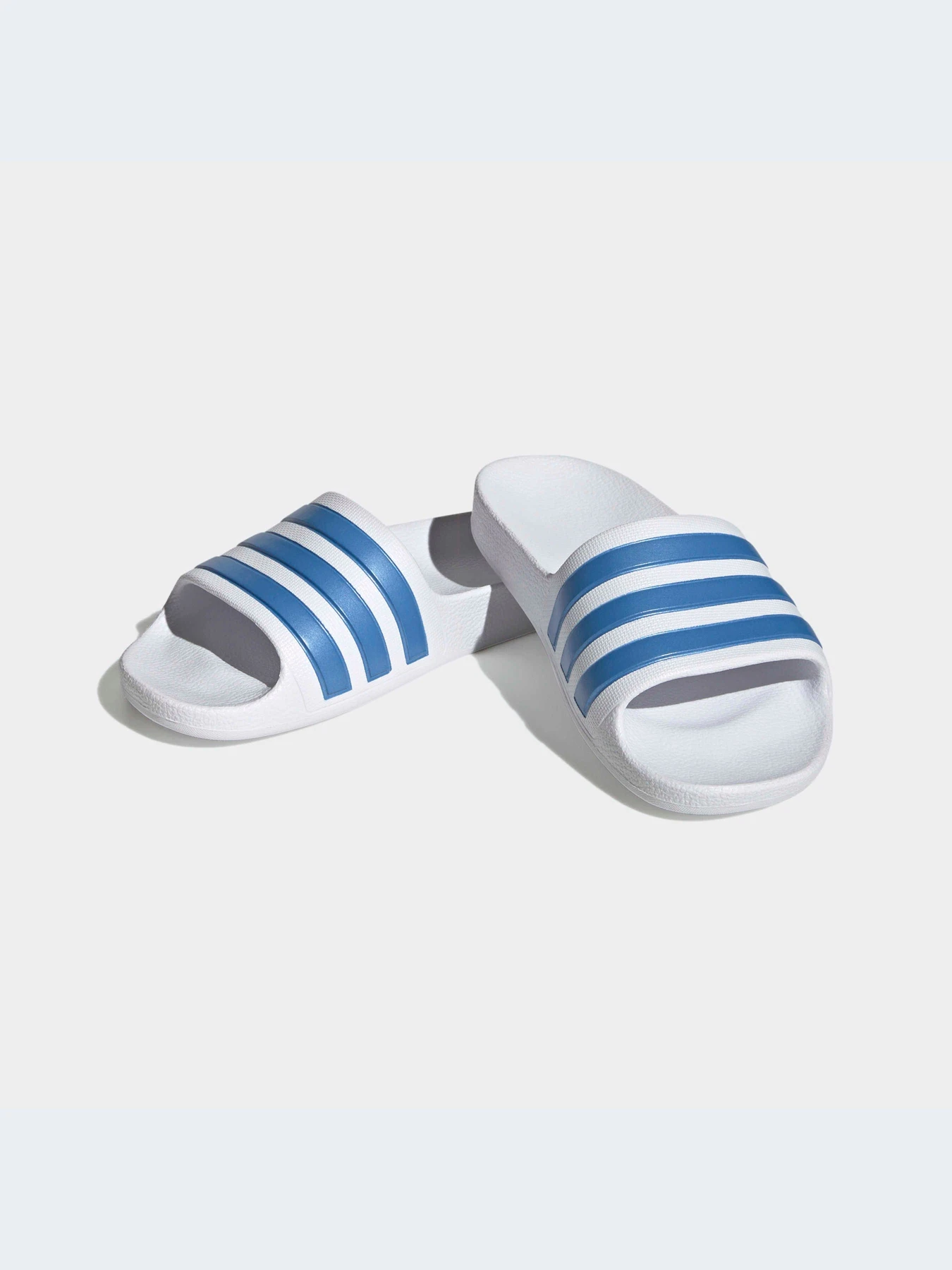 Шлёпанцы Adidas Adilette модель HP7603-KZ Шлёпанцы Adidas Adilette модель HP7603-KZ Фото