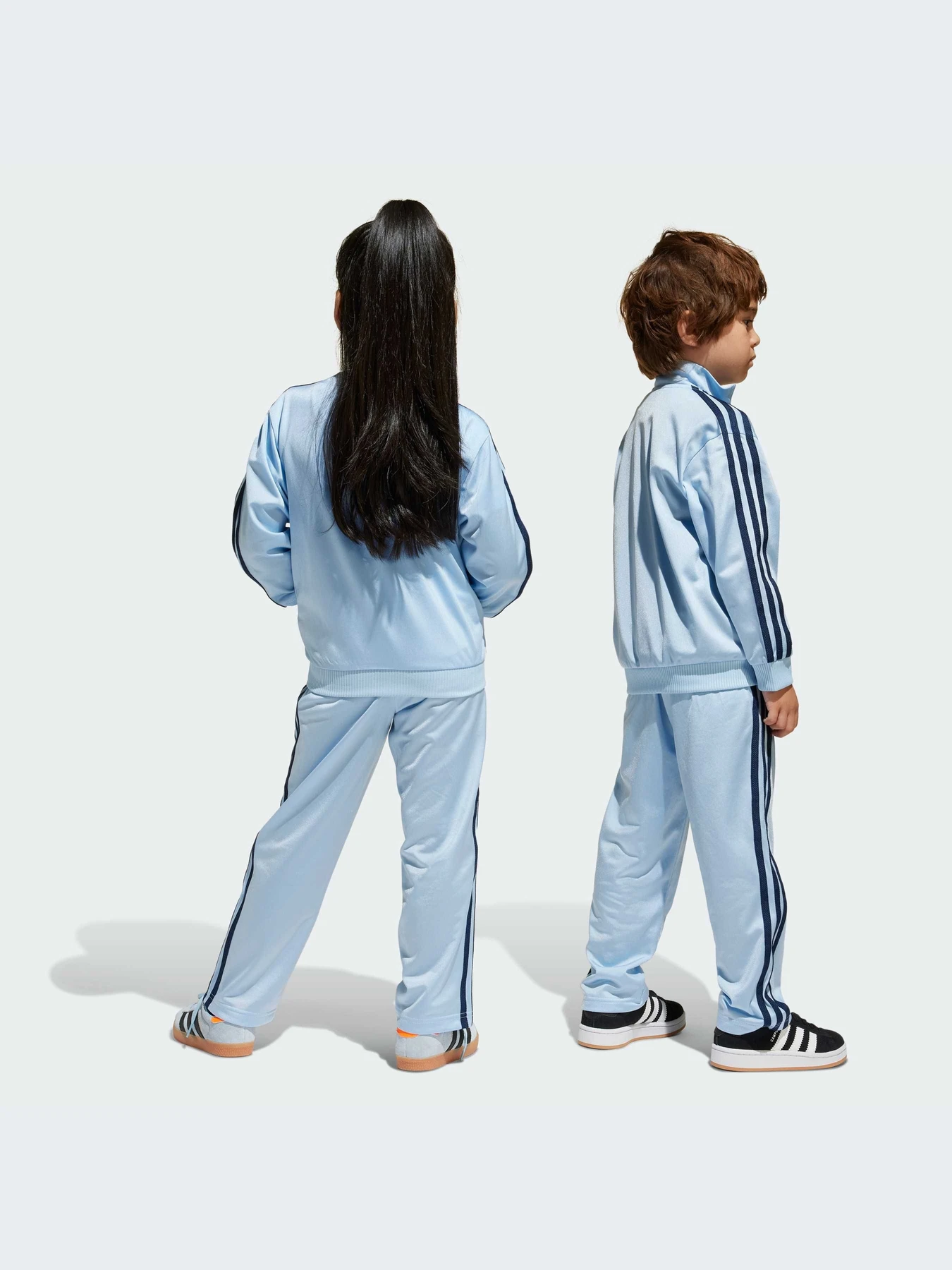Костюмы Adidas Adicolor модель JC9153-KZ Костюмы Adidas Adicolor модель JC9153-KZ Фото