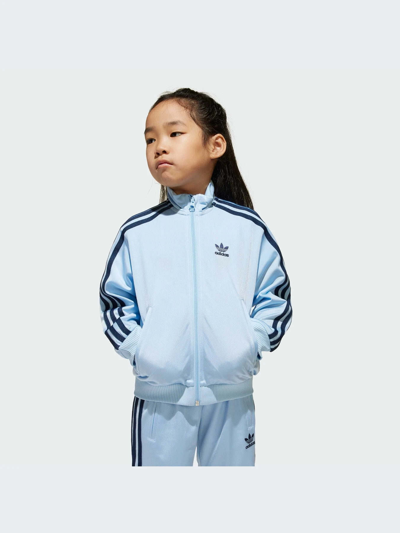 Костюмы Adidas Adicolor модель JC9153-KZ Костюмы Adidas Adicolor модель JC9153-KZ Фото