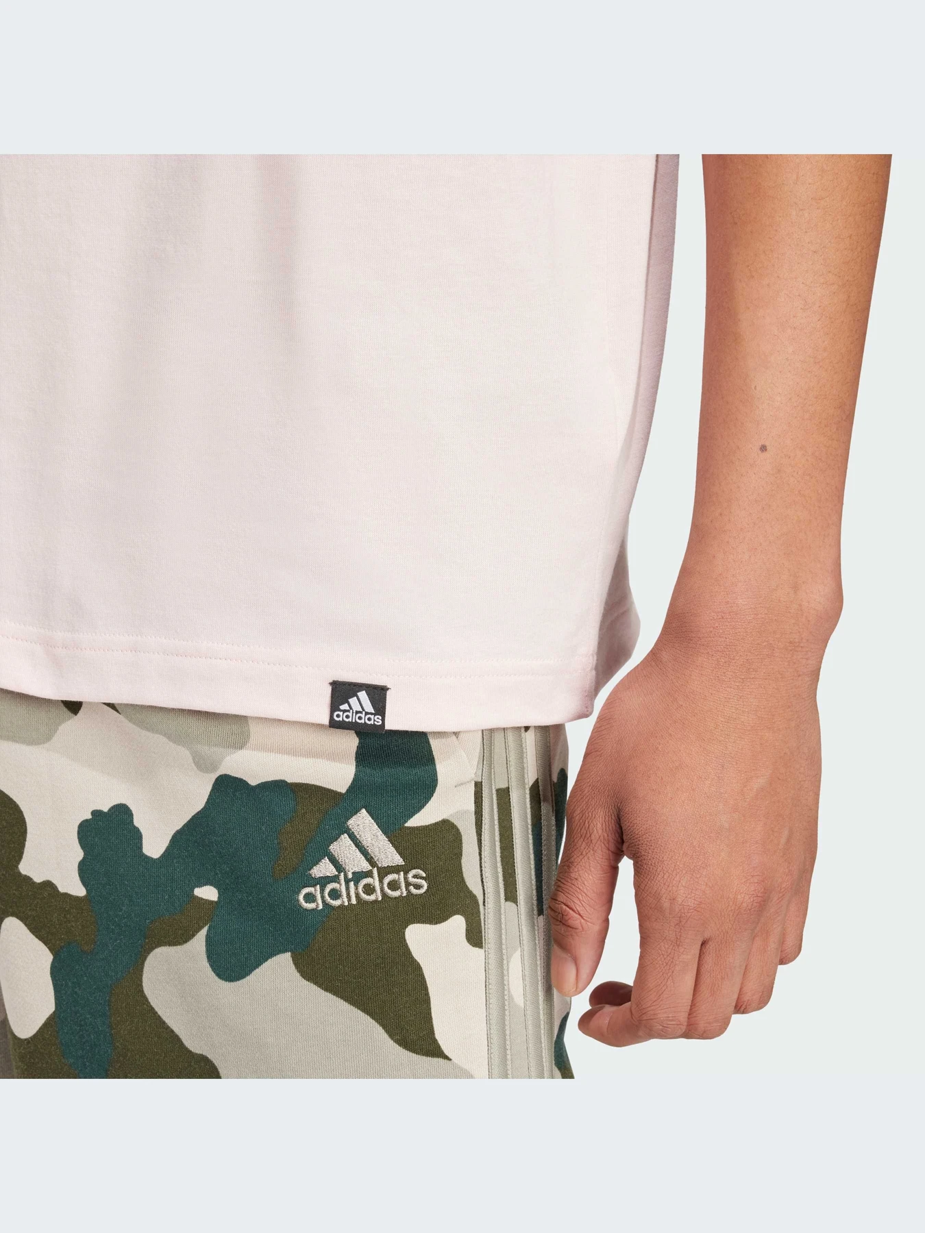 Футболки и поло Adidas модель IZ1725-KZ Футболки и поло Adidas модель IZ1725-KZ Фото