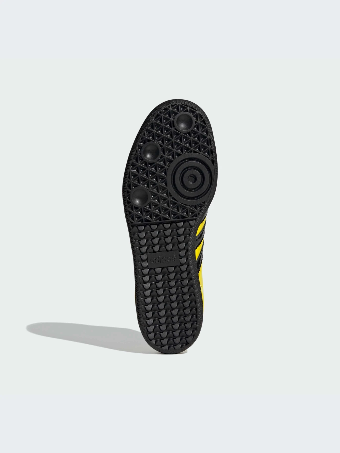 Кроссовки Adidas модель JR8749-KZ Кроссовки Adidas модель JR8749-KZ Фото