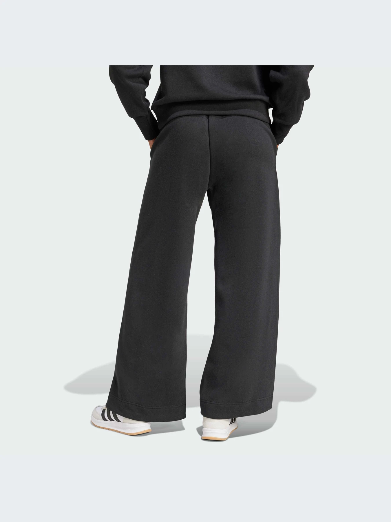 Брюки Adidas модель JJ1281-KZ Брюки Adidas модель JJ1281-KZ Фото
