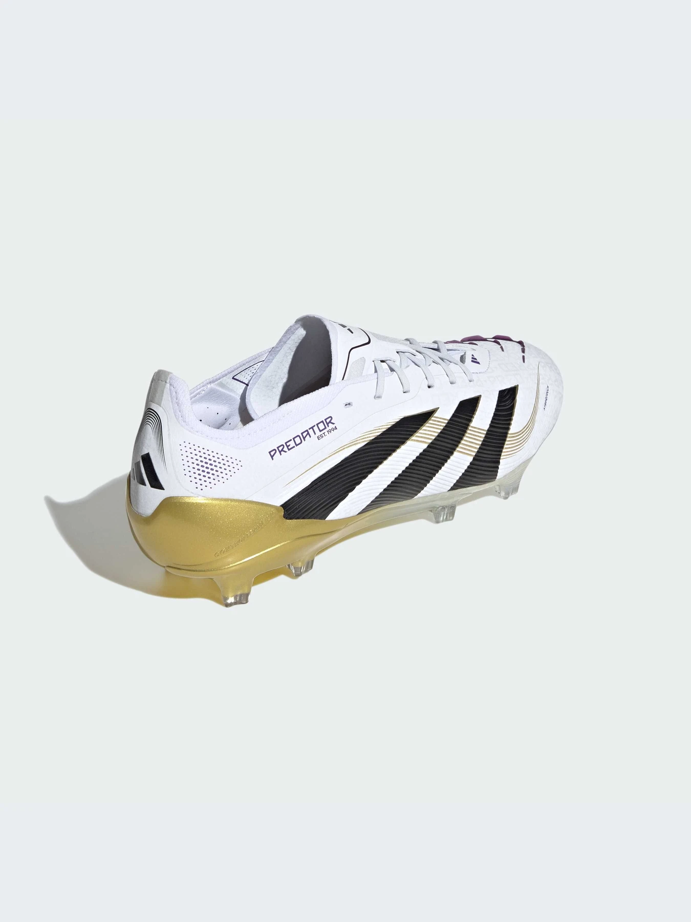 Кроссовки Adidas Predator модель JI1086-KZ Кроссовки Adidas Predator модель JI1086-KZ Фото