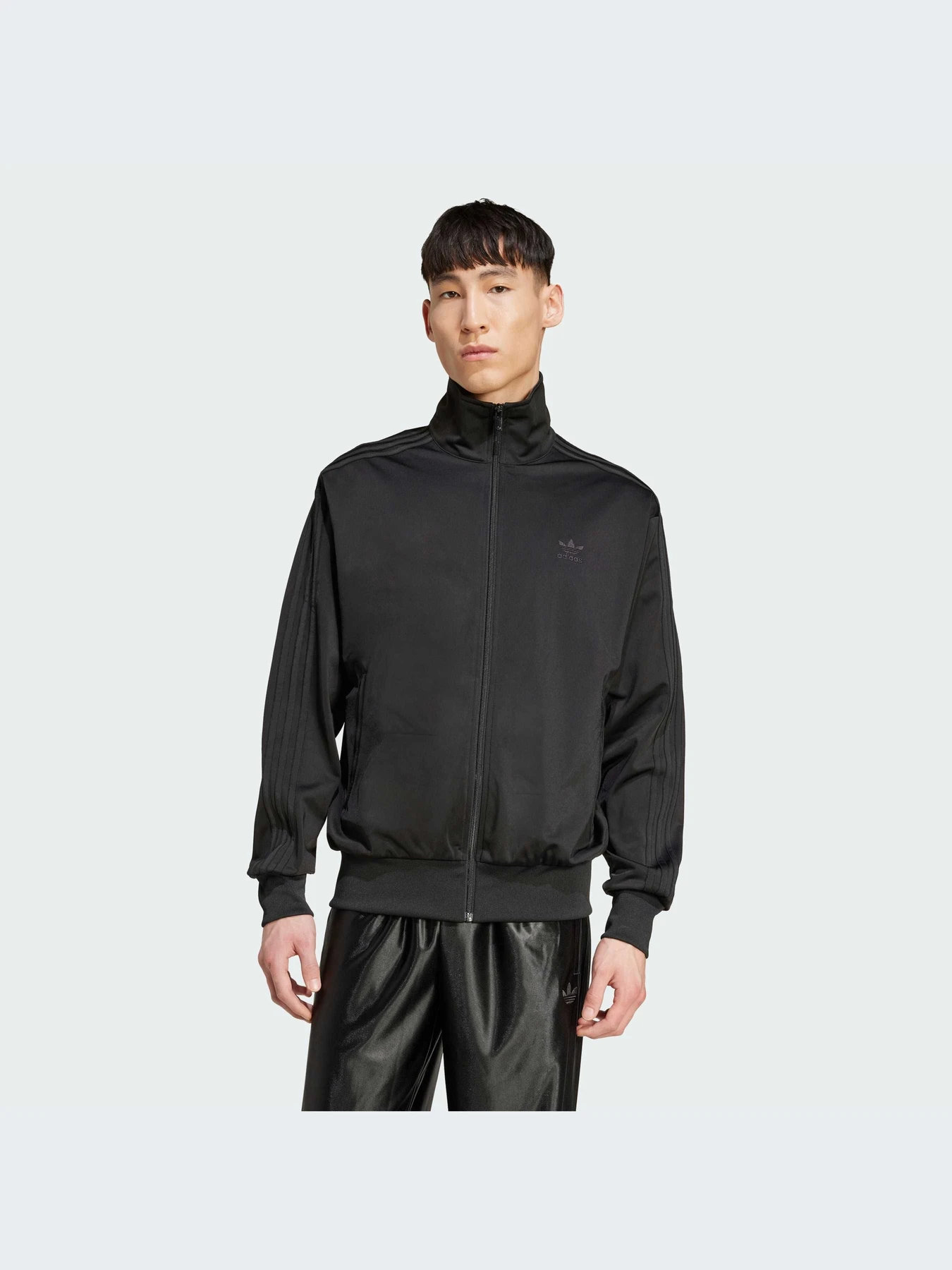 Худи и свитшоты Adidas Adicolor модель JY1347-KZ Худи и свитшоты Adidas Adicolor модель JY1347-KZ Фото