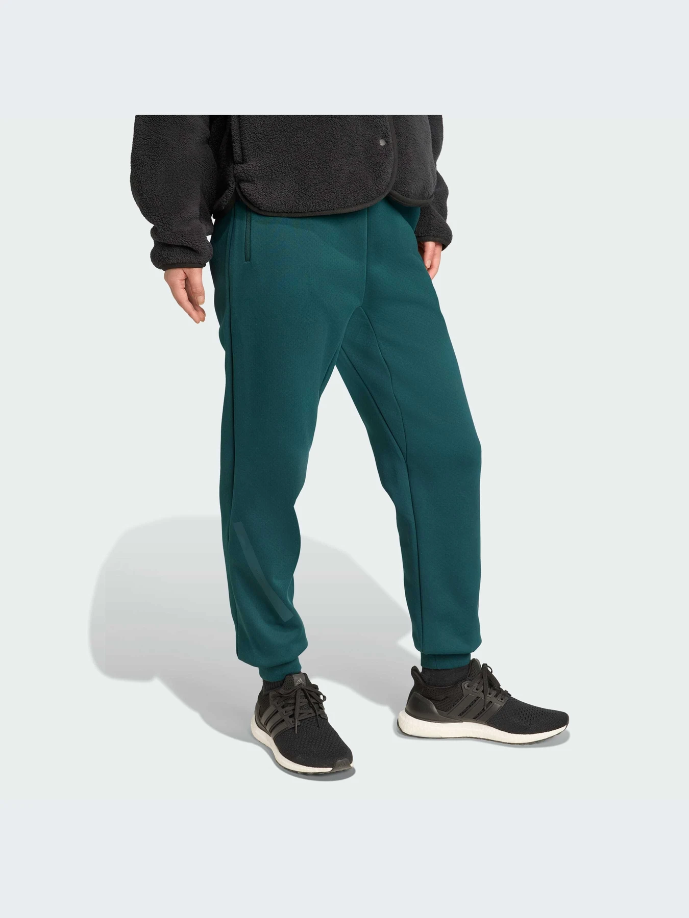 Брюки Adidas ZNE модель JW7738-KZ Брюки Adidas ZNE модель JW7738-KZ Фото