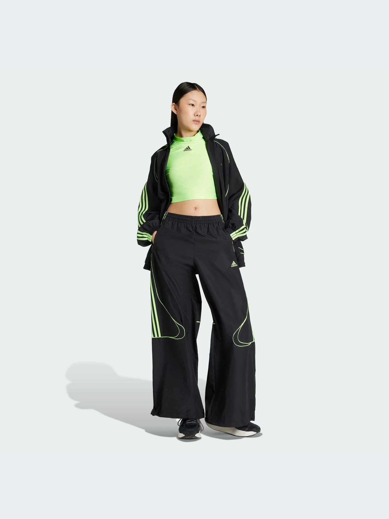 Худи и свитшоты Adidas Adicolor модель JY2585-KZ Худи и свитшоты Adidas Adicolor модель JY2585-KZ Фото